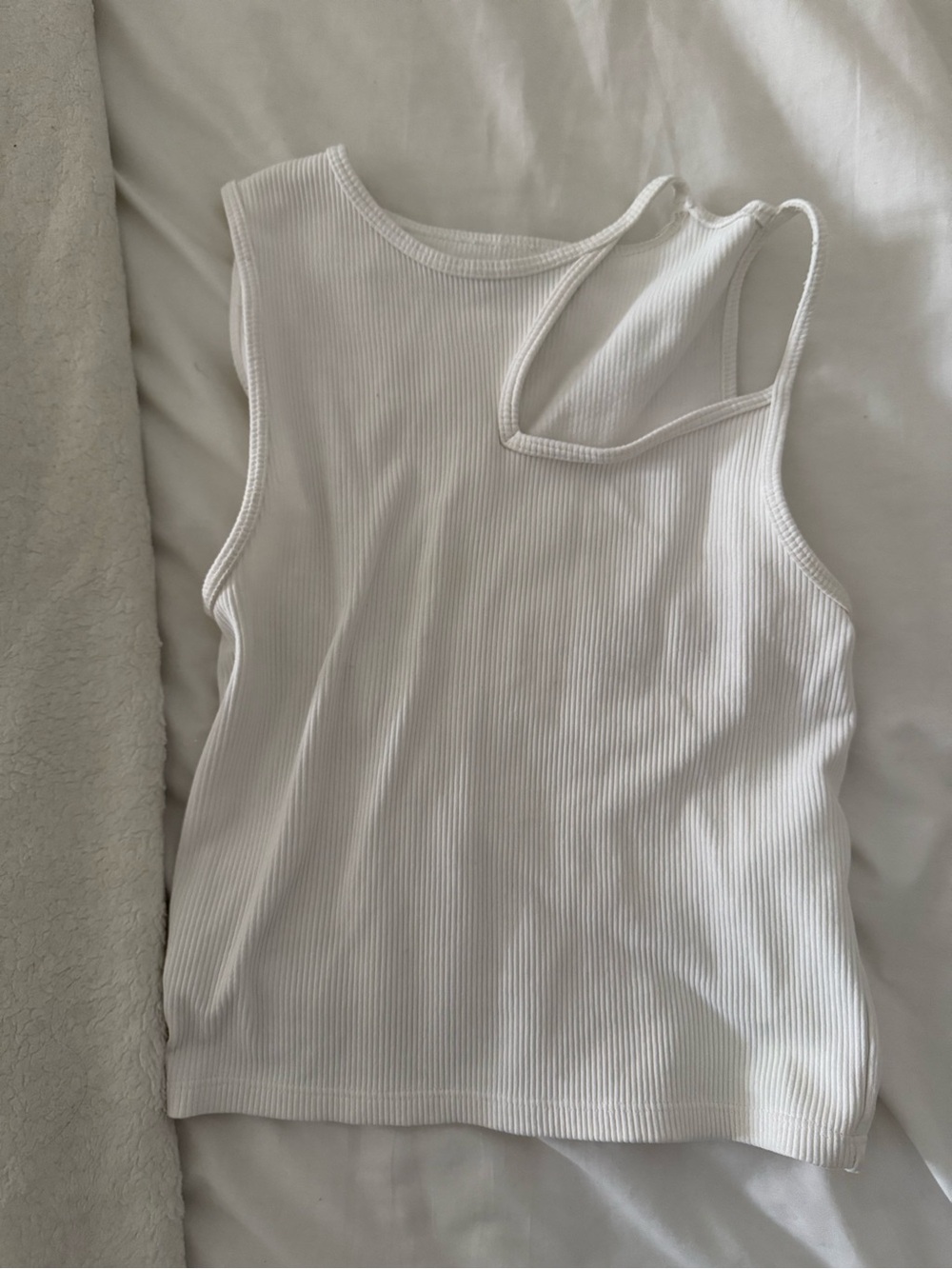 Abercrombie & Fitch White Ribbed Asymmetric Tank Top